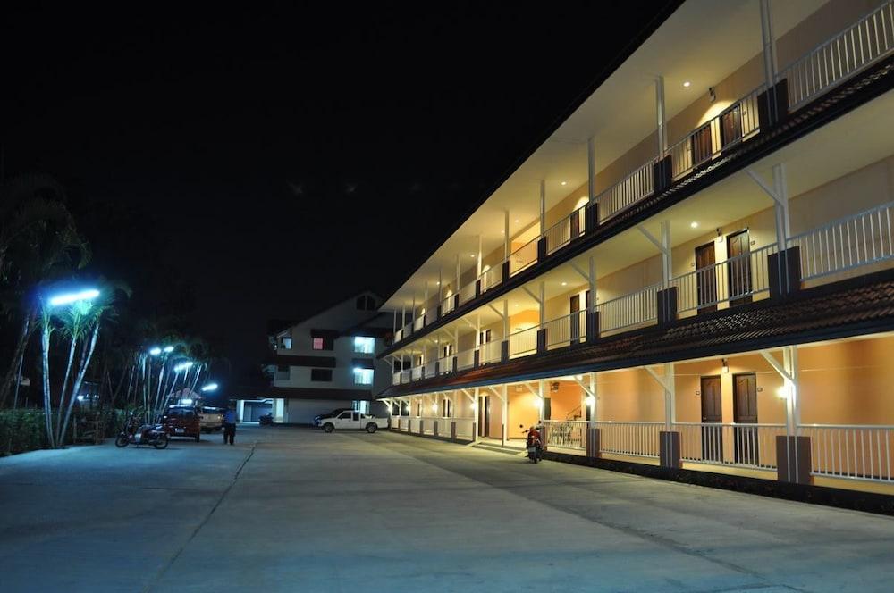 Hotel Cordelia Chiangrai à Chiang Rai Extérieur photo